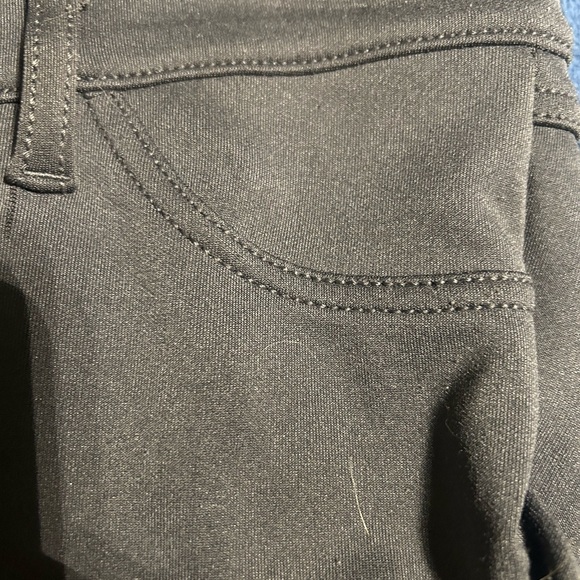 Hue grey pull on women’s pants large elastic waist back pockets. - Picture 6 of 9